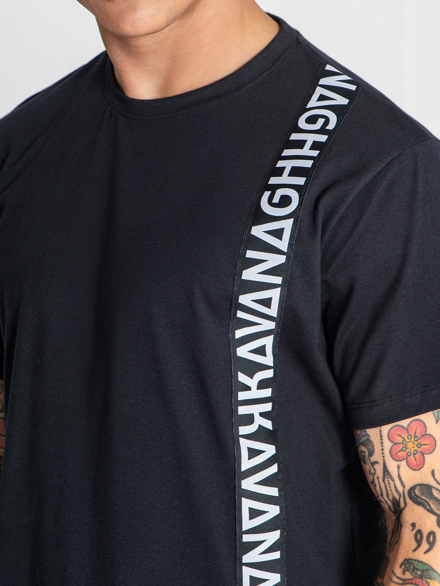 t-shirts / Black Futura Tape Tee