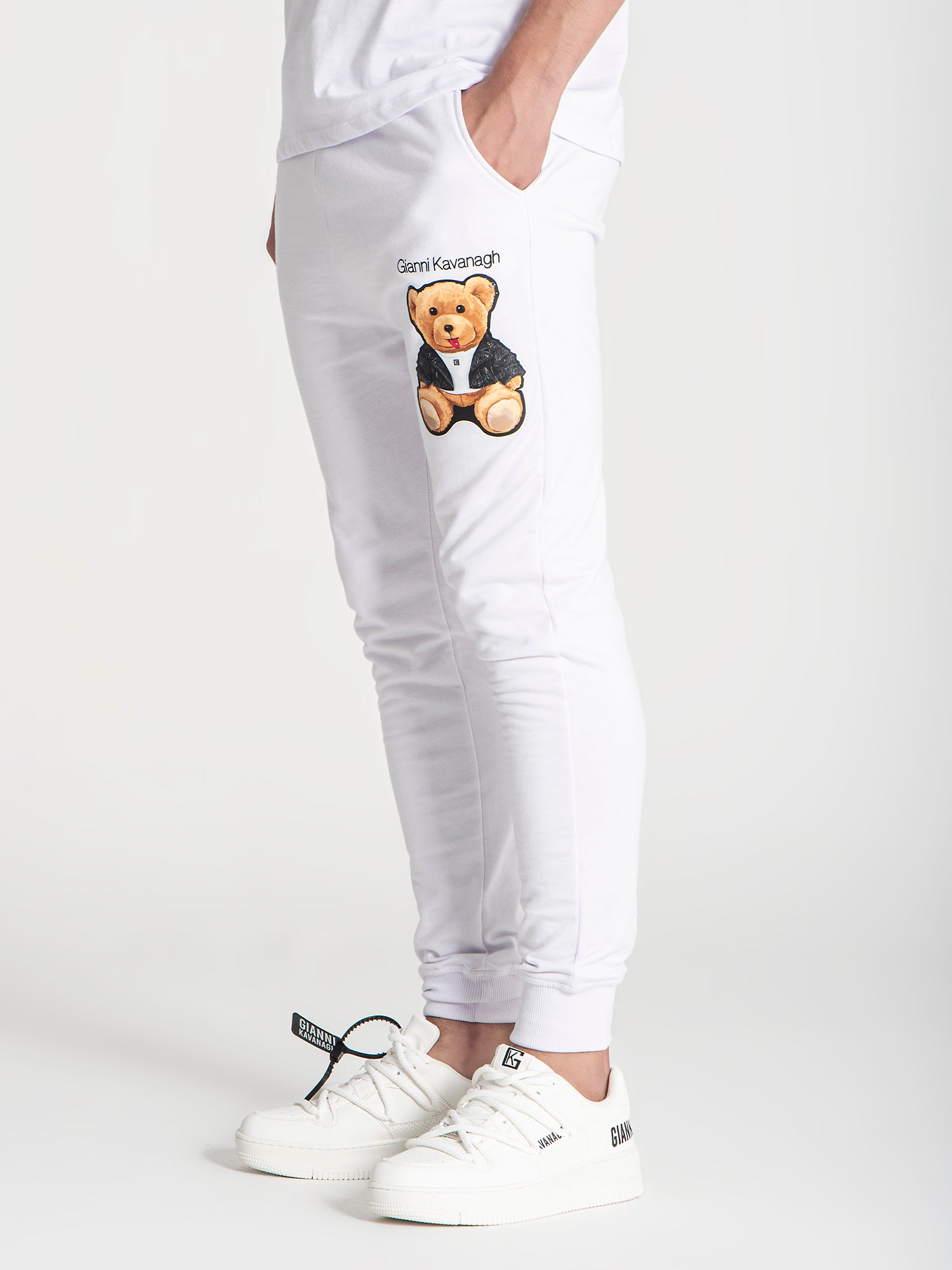 joggers / White GK Teddy Bear Joggers